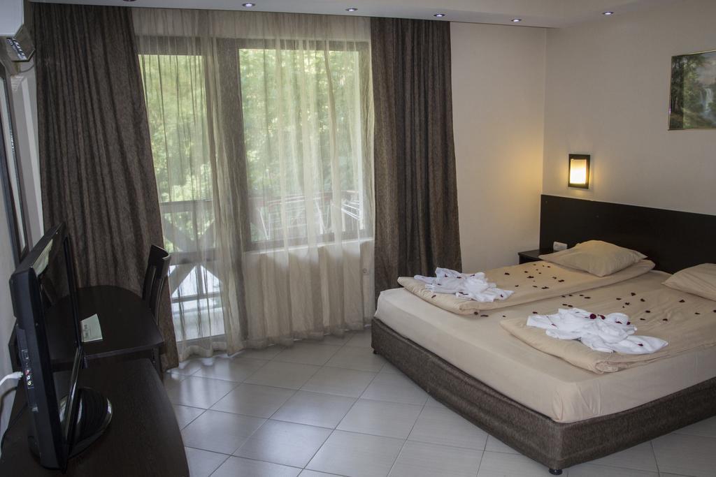 Family Hotel Delta Ognyanovo  Eksteriør billede